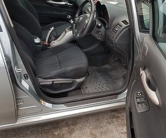 Toyota Auris 2l d4d cheap tax - Image 5/9