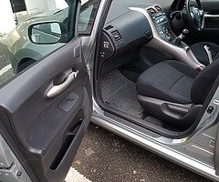 Toyota Auris 2l d4d cheap tax - Image 7/9