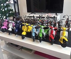 Miniature Vespas - Image 6/7