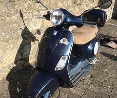 Vespa LX
