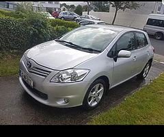 Toyota auris