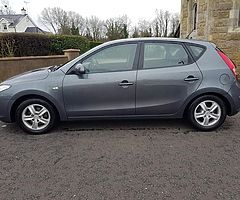 Hyundai i30 Comfort Diesel - Image 6/9