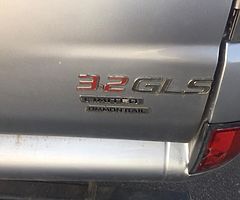 Calls only [hidden information]/// 2007 L200 3.2 automatic - Image 9/10