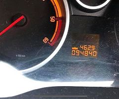 2010 Vauxhall Corsa - Image 3/5