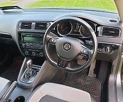 2015 Volkswagen Jetta - Image 5/10
