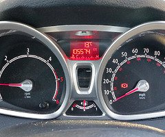 Ford Fiesta Zetec TDCi, 1.4 Diesel - Image 6/10