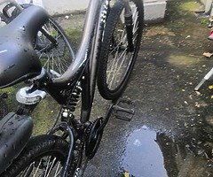 2 bikes avaliables to buy - Image 6/10