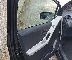 Toyota yaris 2008 1 litre manual Petrol Car - Image 7/10