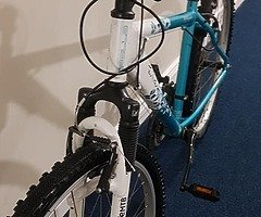 Good conditions bike for lady 26 inch's