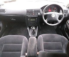 VW Golf 1.4 petrol, brand new NCT, with only 72 000 miles, fully serviced, new t-belt - Image 6/9