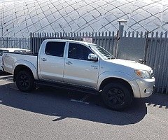 2006 toyota hilux
