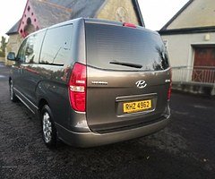 2012 Hyundai i800 2.5 CRDI Automatic 8 Seater