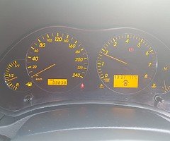 Toyota Avensis 1.6 Strata 08 - Image 4/8