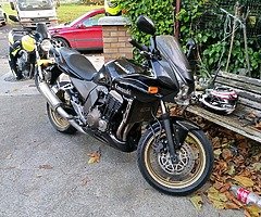 Kawasaki z750s