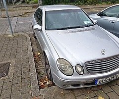 MB E200 2004