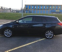 2015 TOYOTA AURIS EXCEL WITH PANROOF & FULL LEATHER - Image 8/10