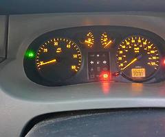 Opel vivaro