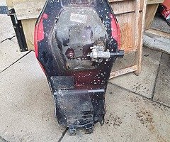Suzukis 400 gk76a also have a front nose cone fairings