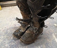 Mx boots UK 10 & body armour