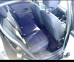 Renault Megane 2010 - Image 5/10