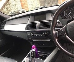 BMW 08 Diesel automatic , 7 seater black leather interior - Image 5/10
