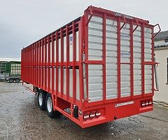NEW 26FT HOGG LIVESTOCK TRAILER