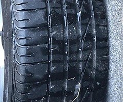 3 Ford Focus Original Wheels with good tyres