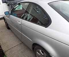 04 BMW 318i - Image 4/4