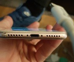 iPhone 7s - Image 6/10