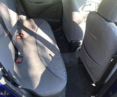 Toyota Yaris - Image 5/6