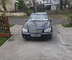 Mercedes Benz C180