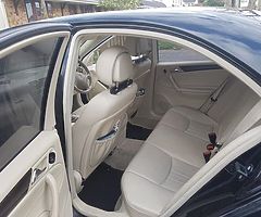 Mercedes Benz C180 - Image 3/8