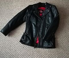 **REDUCED** Genuine leather ladies motorcycle jacket - Image 4/4