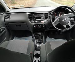 2010 KIA RIO 1.5 DIESEL N.C.T 02-20 TAX 04-19 - Image 9/10