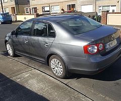 2010 VW Jetta 1.6 tdi - Image 3/5