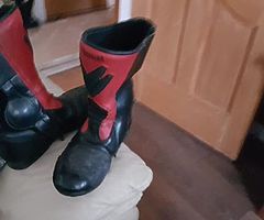 Motor cycle boots