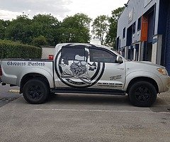 Toyota hilux low mialage
