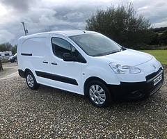 2012 Peugeot Partner