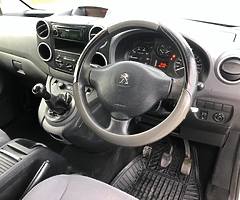 2012 Peugeot Partner - Image 8/10