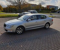 2010 Skoda Superb - Image 6/10