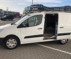 LPD CAR SALES AND COMMERCAIL VEHCIELS - Image 7/8