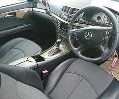 Mercedes-Benz Eclass 220 - Image 7/7