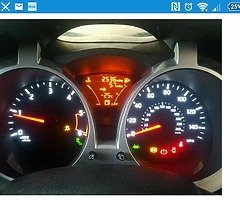 Nissan Juke Tekna 2015 for parts - Image 4/4
