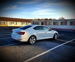Skoda Superb - Image 7/10