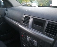 SALE PRICE REDUCED opel vectra life 1.6 petrol - Image 10/10