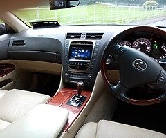 Very good car family car. - Image 5/5