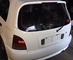 Starlet - Image 5/5