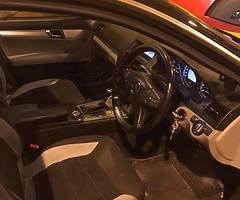 2020 mercedes C-Class - Image 6/8