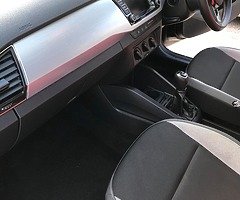 Skoda Fabia 162 1L Petrol 4Door - Image 7/10