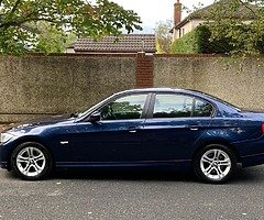BMW 318d 2011 New Nct!!!!